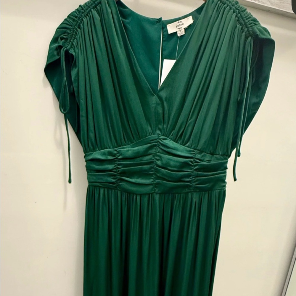 Entro Emerald Long Sleeve Dress MAKE OFFERS